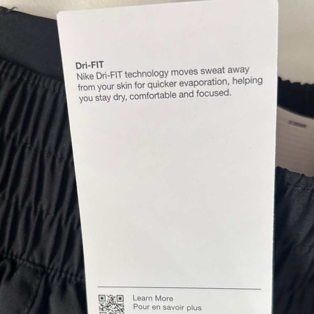 Nike Women's Black Performance Shorts SZ S - Picture 4 of 8